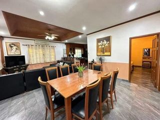 Haus zum Kauf mit 5 Zimmer in Bang Lamung, Chonburi