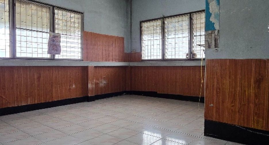 À vendre appartement avec services à Bang Khae, Bangkok