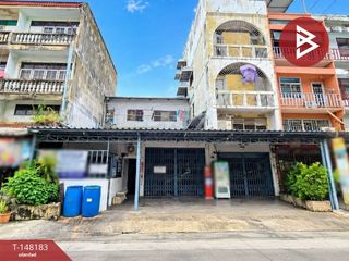 À vendre appartement avec services à Bang Khae, Bangkok