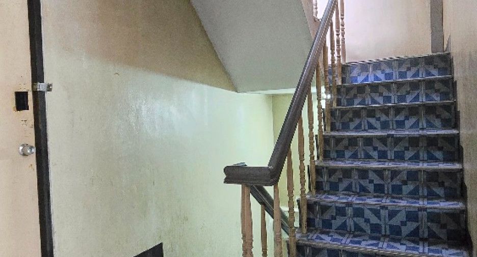 À vendre appartement avec services à Bang Khae, Bangkok