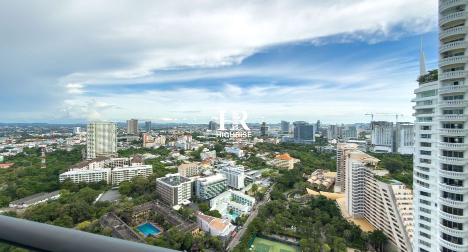 For rent 2 bedrooms condo in Bang Lamung, Chonburi