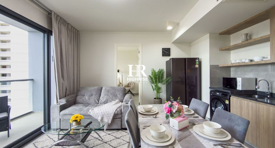 For rent 2 bedrooms condo in Bang Lamung, Chonburi