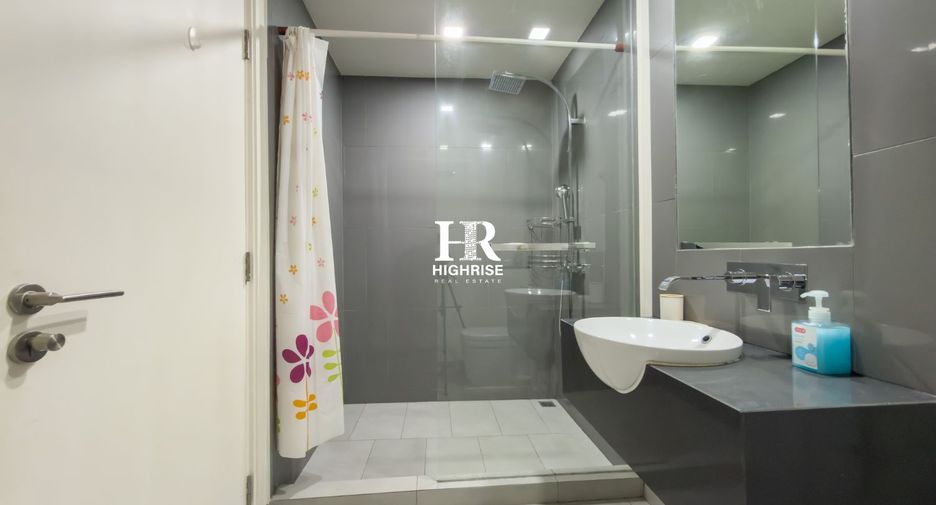 For rent 2 bedrooms condo in Bang Lamung, Chonburi