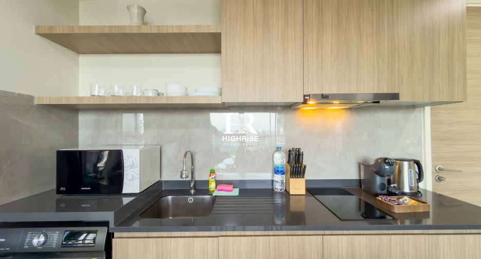 For rent 2 bedrooms condo in Bang Lamung, Chonburi