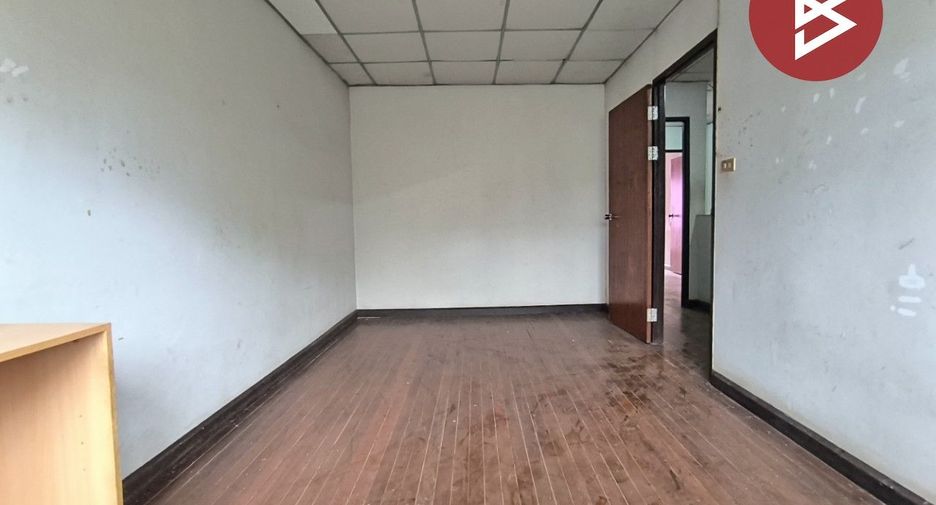 For sale 2 bedrooms townhouse in Phanom Sarakham, Chachoengsao