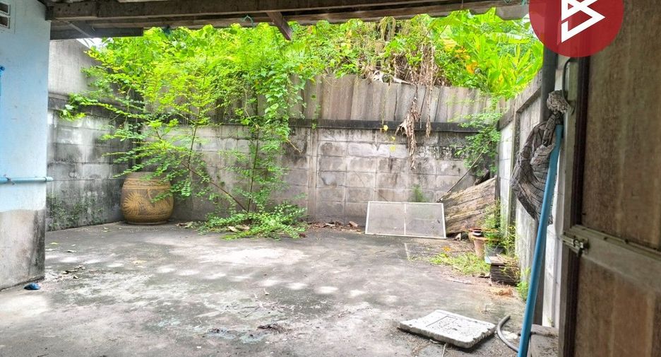 For sale 2 bedrooms townhouse in Phanom Sarakham, Chachoengsao