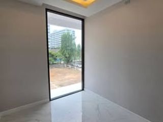 For sale 5 bedrooms villa in Bang Lamung, Chonburi
