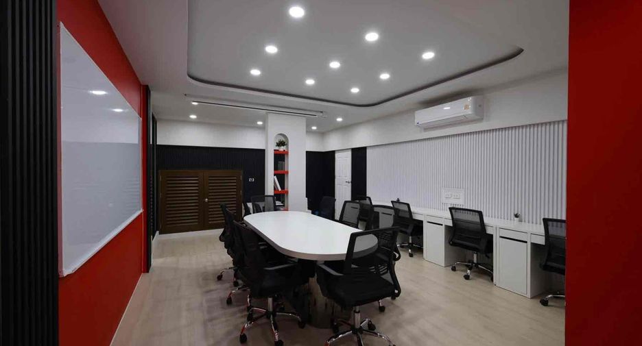 Haus zum Kauf mit 6 Zimmer in Pak Kret, Nonthaburi
