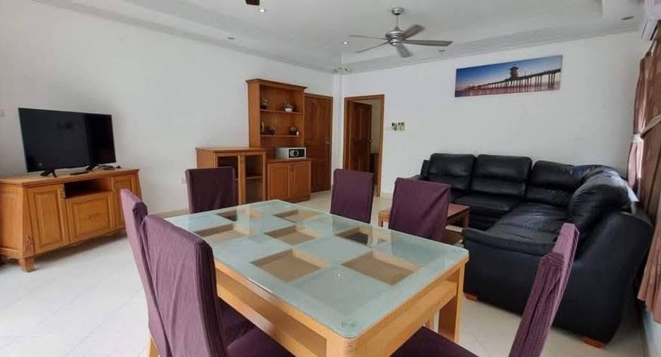 Casa en alquiler de 5 habitaciones en Jomtien, Pattaya