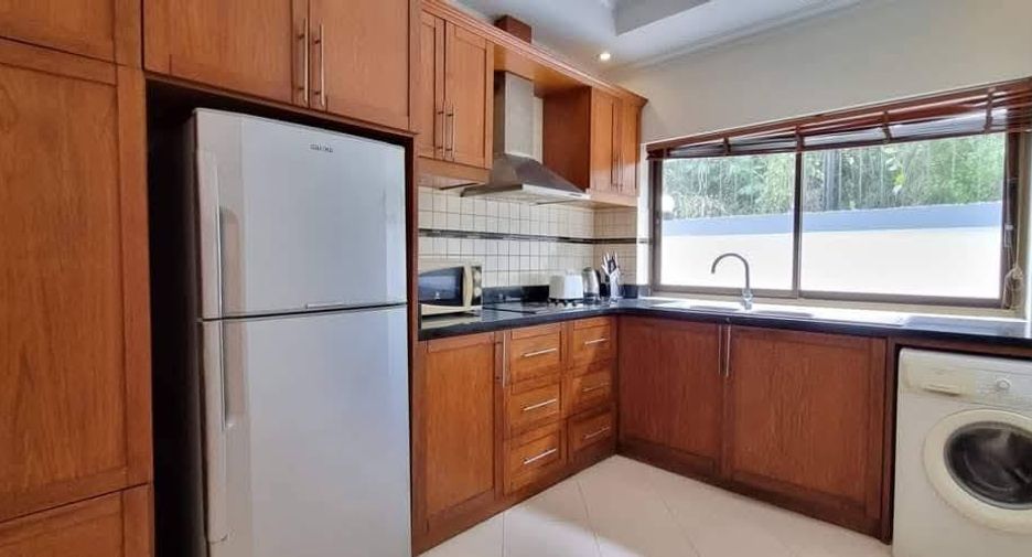 Casa en alquiler de 5 habitaciones en Jomtien, Pattaya