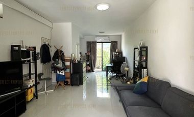 出售 2 卧室 联排别墅 在 Khlong Sam Wa, 曼谷