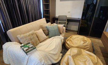 For sale studio condo in Huai Khwang, Bangkok