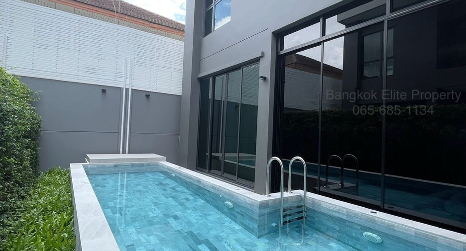 For rent 5 bedrooms house in Bang Kapi, Bangkok