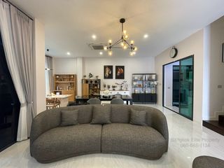 For rent 5 bedrooms house in Bang Kapi, Bangkok