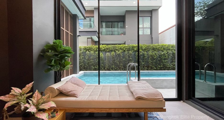 For rent 5 bedrooms house in Bang Kapi, Bangkok