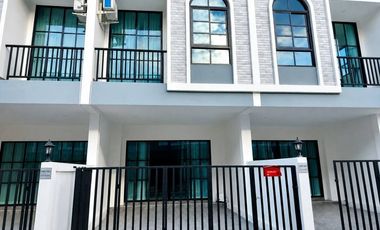 For rent 3 bedrooms house in Bang Lamung, Chonburi