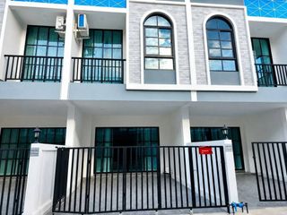 For rent 3 bedrooms house in Bang Lamung, Chonburi