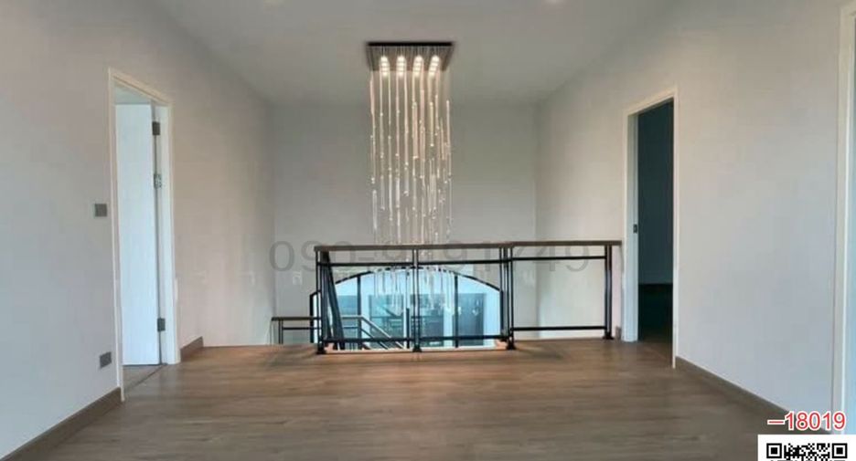 For rent 5 bedrooms house in Bang Khen, Bangkok