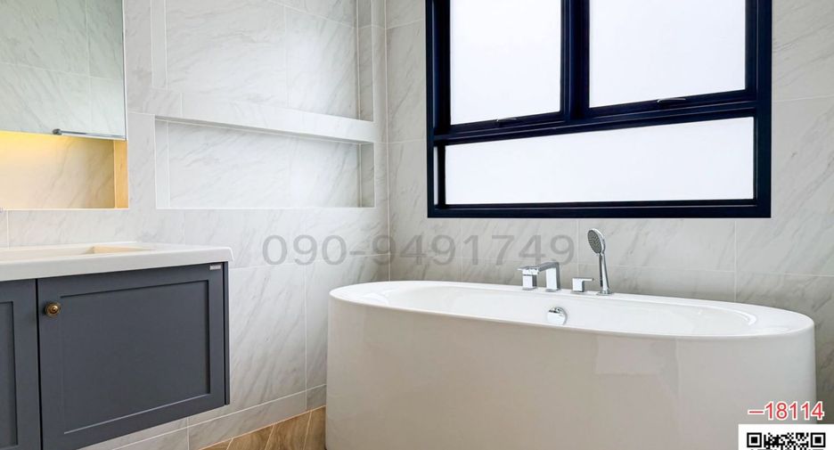 For rent 5 bedrooms house in Don Mueang, Bangkok