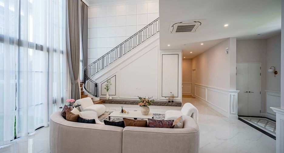 For rent 4 bedrooms house in Saphan Sung, Bangkok