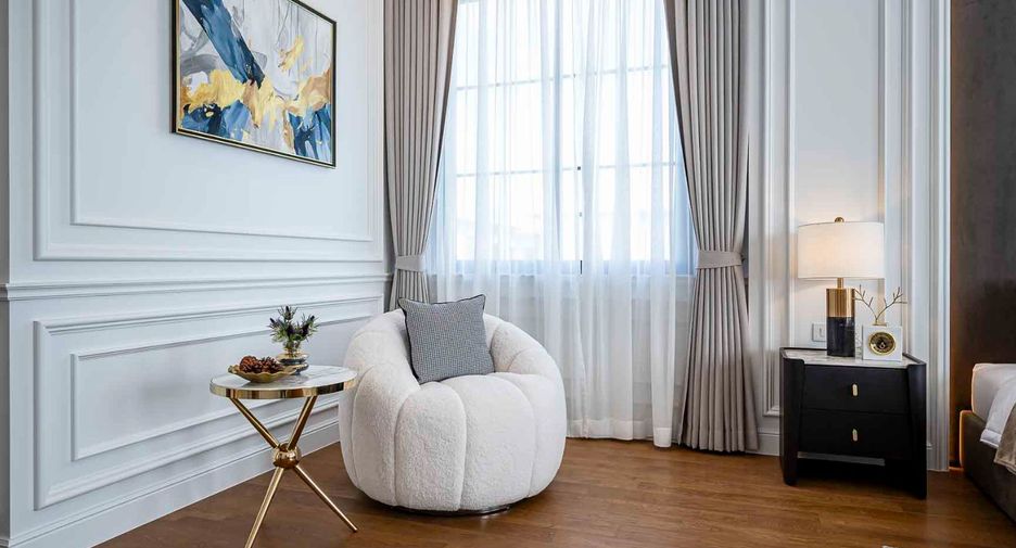 For rent 4 bedrooms house in Saphan Sung, Bangkok
