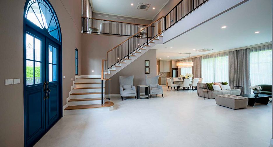 For rent 5 bedrooms house in Saphan Sung, Bangkok