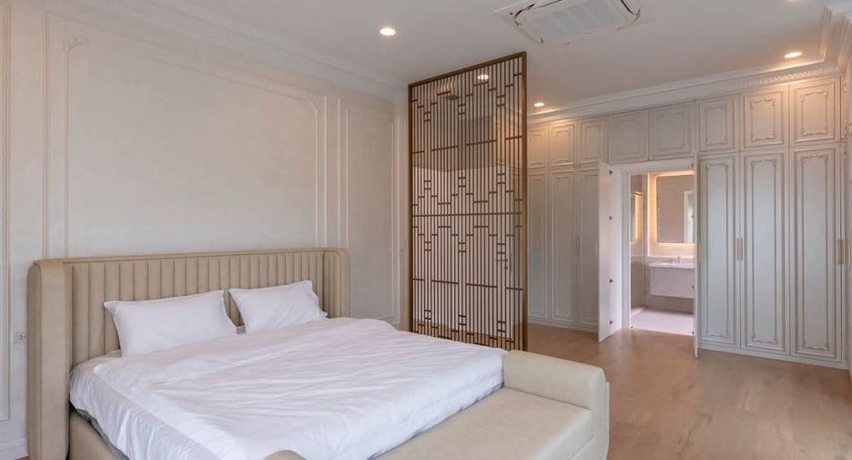For rent 5 bedrooms house in Saphan Sung, Bangkok