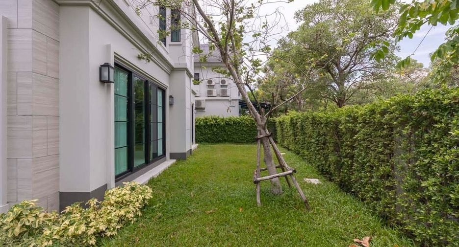 For rent 5 bedrooms house in Saphan Sung, Bangkok