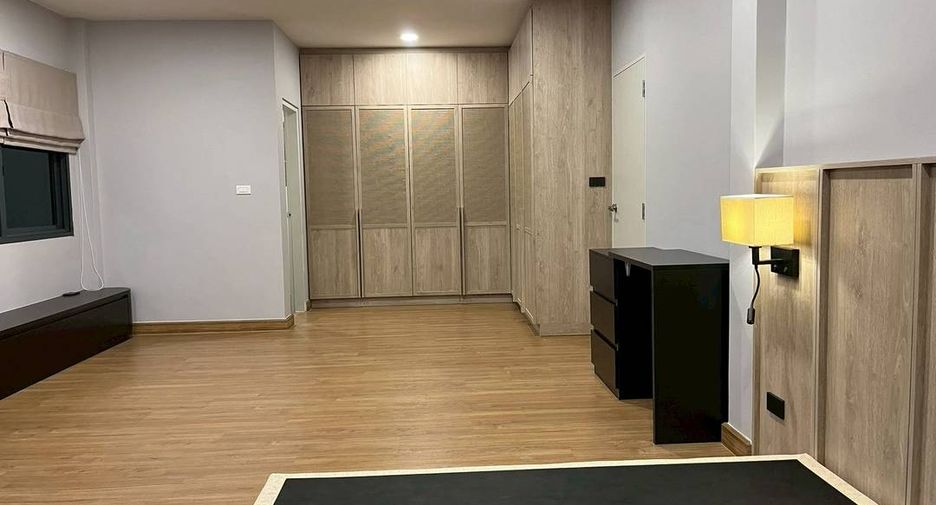 出租 4 卧室 独立屋 在 Bang Phli, Samut Prakan