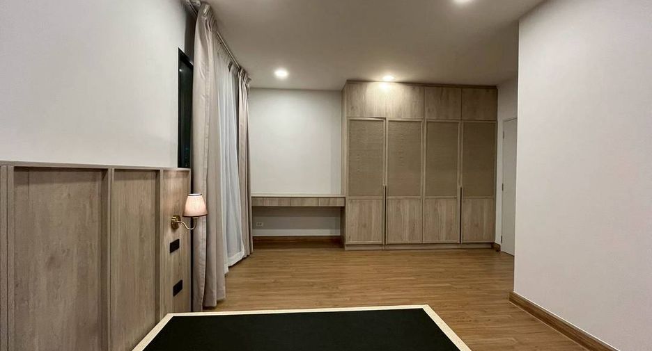 出租 4 卧室 独立屋 在 Bang Phli, Samut Prakan