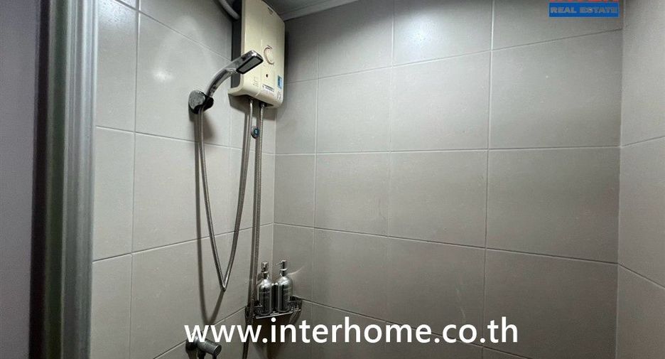 Condo en venta de 2 habitaciones en Bang Na, Bangkok