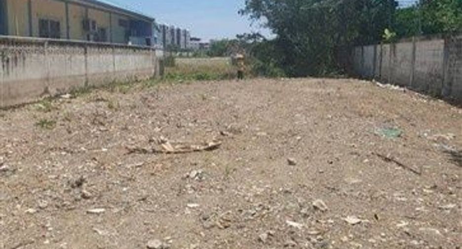 Terreno en venta en Phutthamonthon, Nakhon Pathom