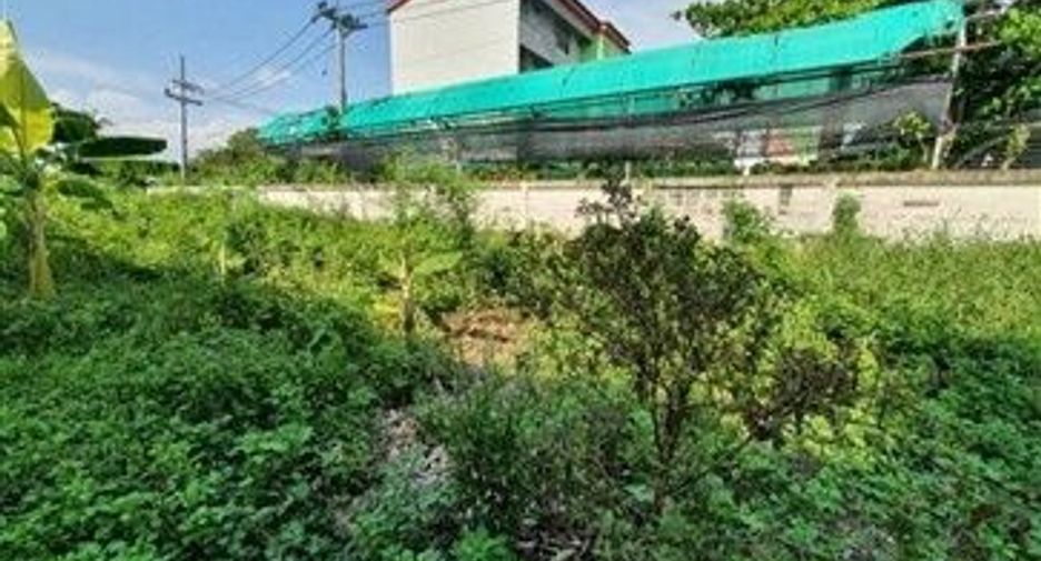 Terreno en venta en Phutthamonthon, Nakhon Pathom