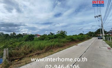 Terreno en venta en Sam Phran, Nakhon Pathom
