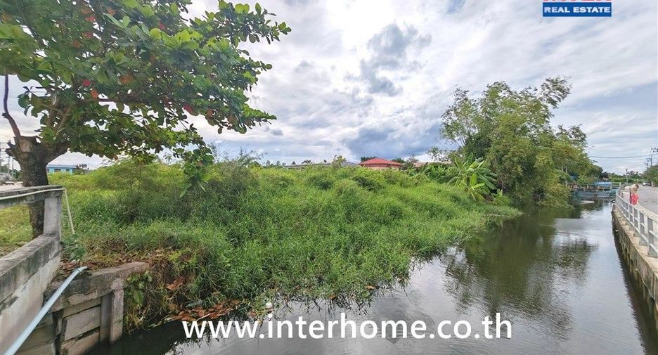 Terreno en venta en Sam Phran, Nakhon Pathom