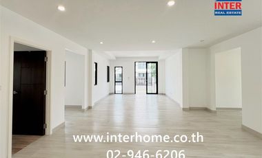 Casa en venta de 4 habitaciones en Sai Mai, Bangkok