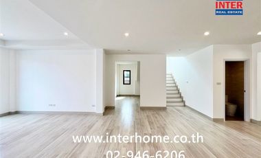 Casa en venta de 4 habitaciones en Sai Mai, Bangkok