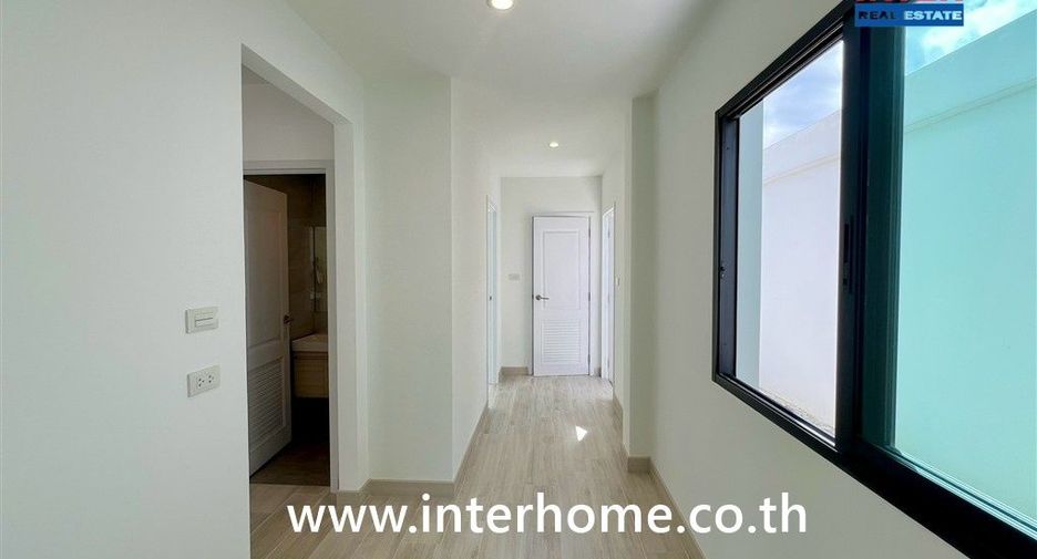 Casa en venta de 4 habitaciones en Sai Mai, Bangkok
