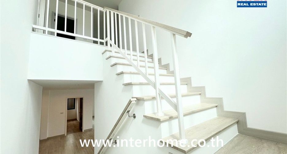 Casa en venta de 4 habitaciones en Sai Mai, Bangkok