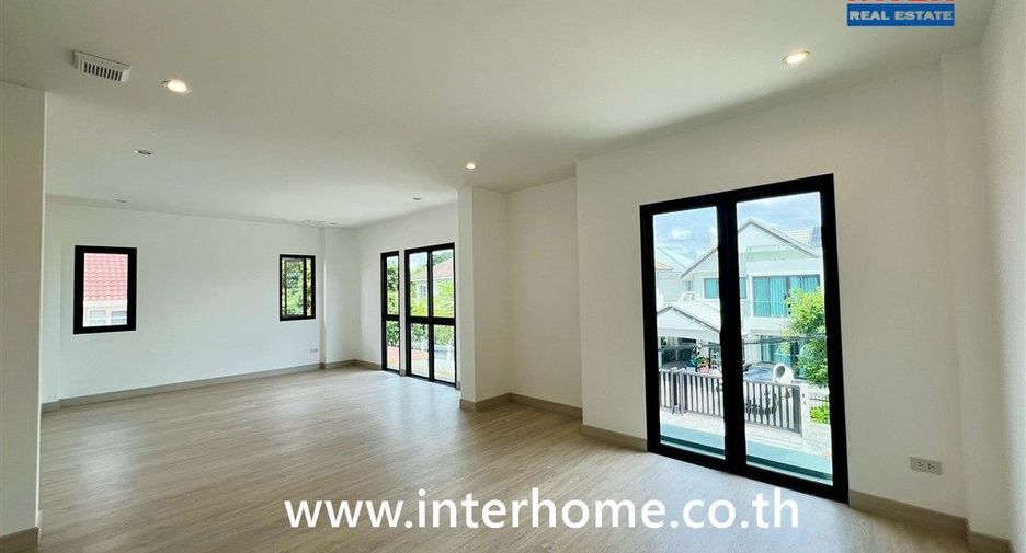 Casa en venta de 4 habitaciones en Sai Mai, Bangkok