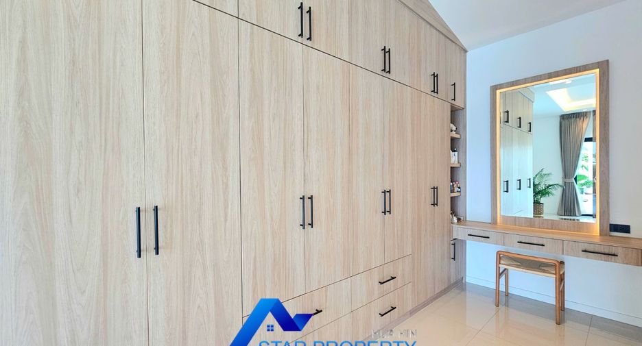 For sale 3 ベッドルーム villa in Hua Hin, Prachuap Khiri Khan