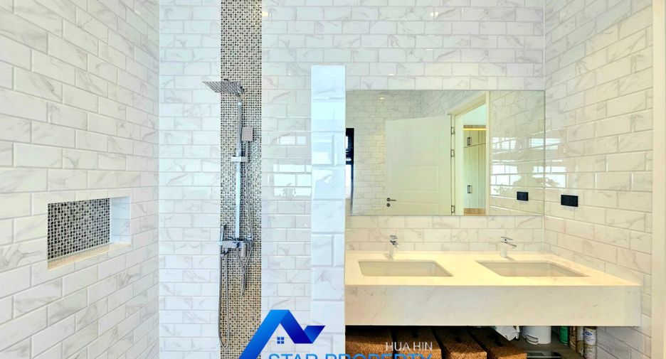 For sale 3 ベッドルーム villa in Hua Hin, Prachuap Khiri Khan