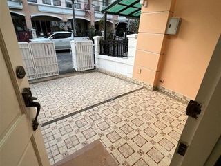 For sale 3 bedrooms townhouse in Bang Bon, Bangkok
