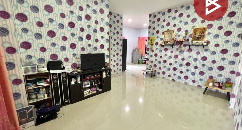 For sale 2 ベッドルーム house in Ban Bueng, Chonburi