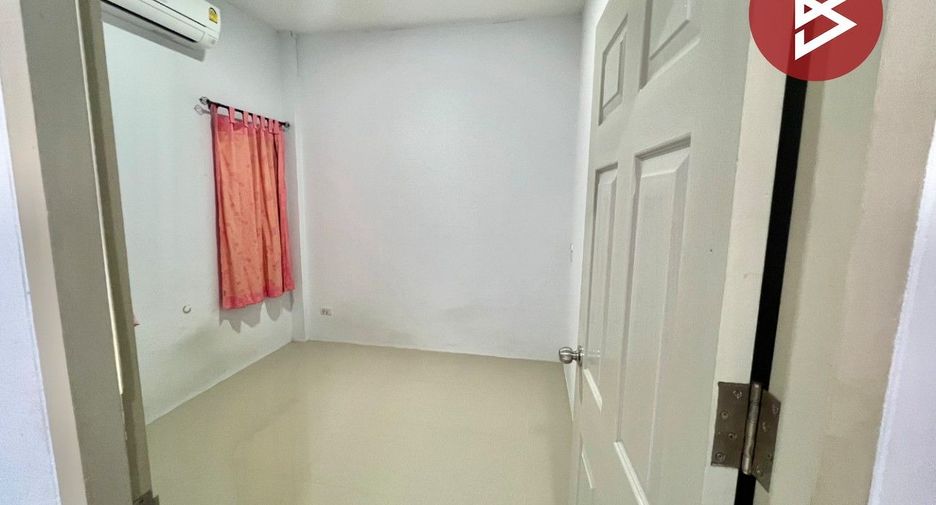 For sale 2 ベッドルーム house in Ban Bueng, Chonburi