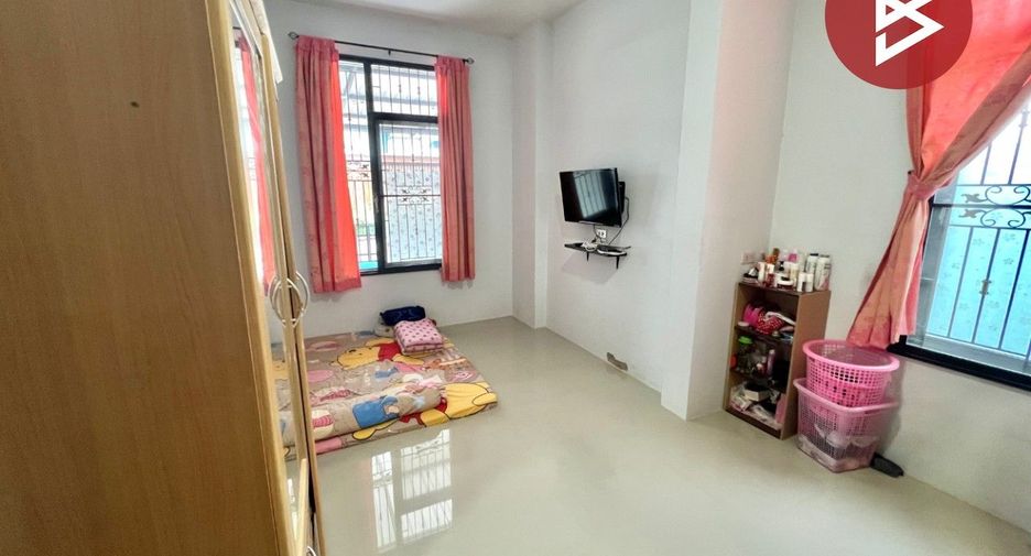 For sale 2 ベッドルーム house in Ban Bueng, Chonburi