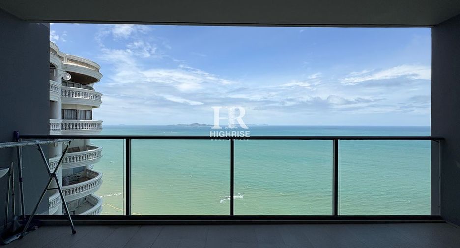 For rent 2 bedrooms condo in Bang Lamung, Chonburi