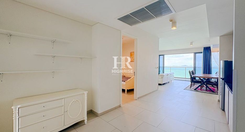 For rent 2 bedrooms condo in Bang Lamung, Chonburi