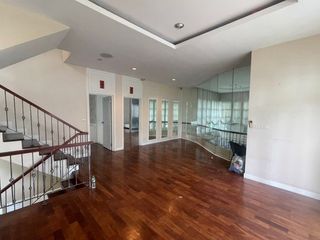 For sale 5 bedrooms condo in Khan Na Yao, Bangkok