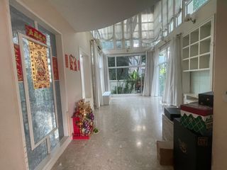 For sale 5 bedrooms condo in Khan Na Yao, Bangkok